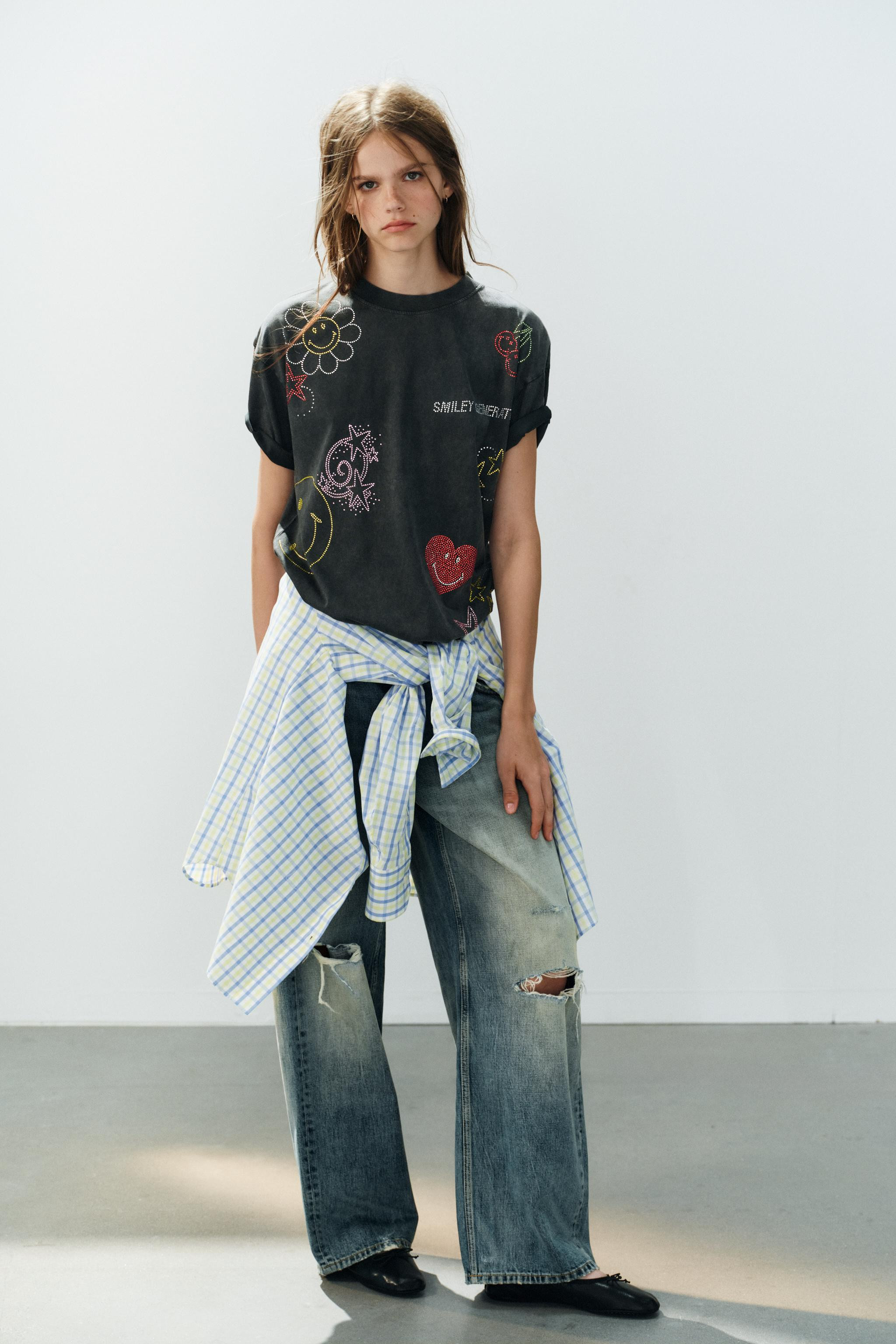 SMILEY\u00ae RHINESTONE WASHED T-SHIRT | Zara US