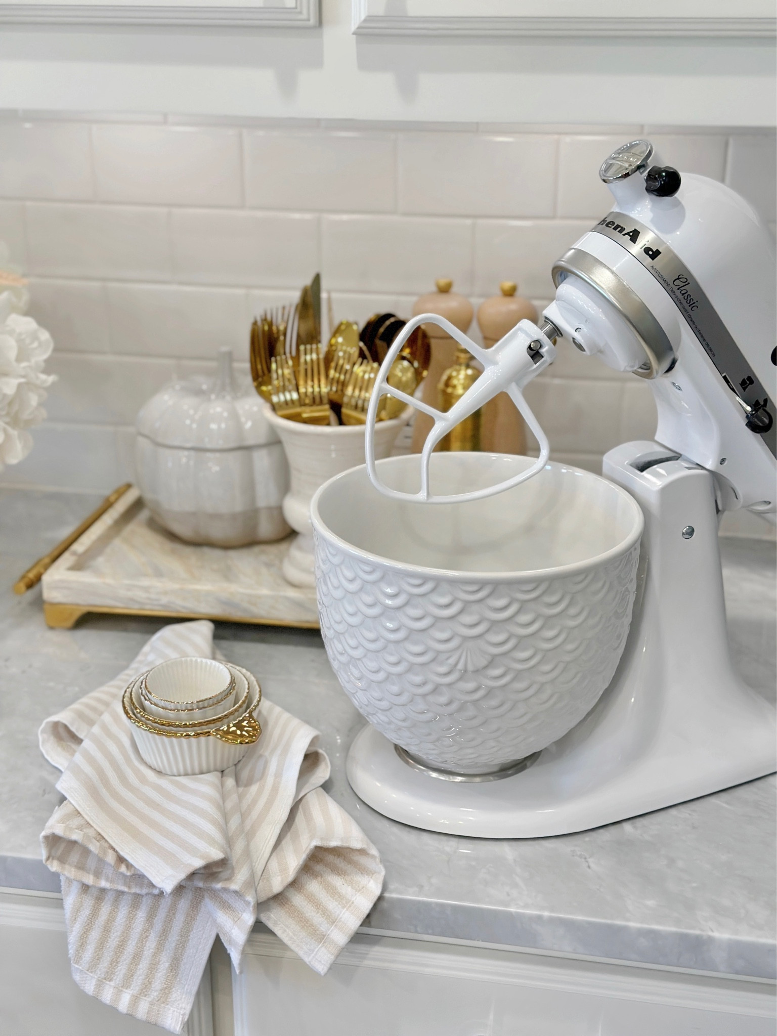 Kitchenaid stand mixer and bowl on sale! 

#LTKsalealert #LTKunder50 #LTKhome