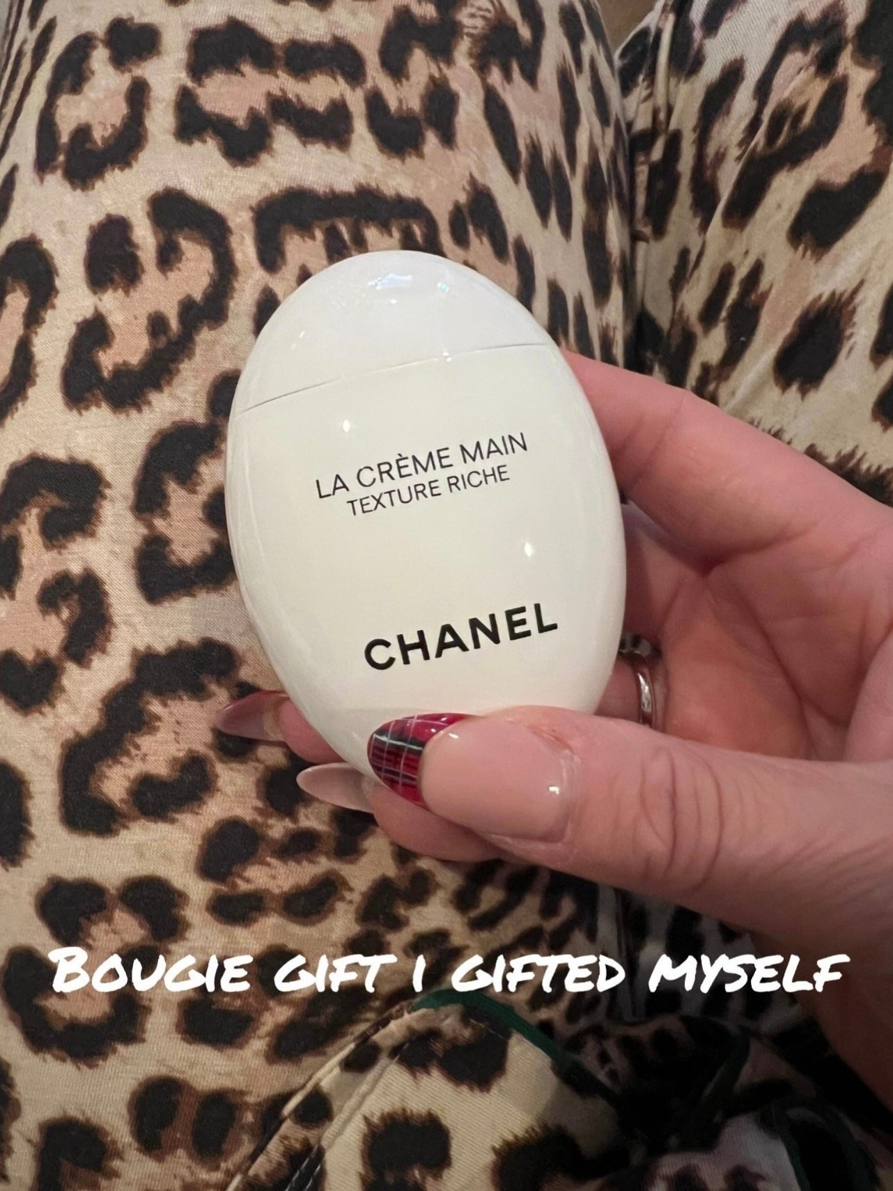 Bougie gift I gifted myself! It sold out but I found it still in stock at one retailer! I love a bougie moment and moms deserve to treat ourselves! The texture riche version is perfect in the Winter months. Chanel hand cream, Chanel beauty @chanel #LaidbackLuxeLife

Hey Beautiful! Feel free to comment on this post if you have any questions! 🫶🏽

Follow me for more fashion finds, beauty faves, lifestyle, home decor, sales and more! So glad you’re here!! XO, Karma

#LTKFindsUnder100 #LTKOver40 #LTKBeauty