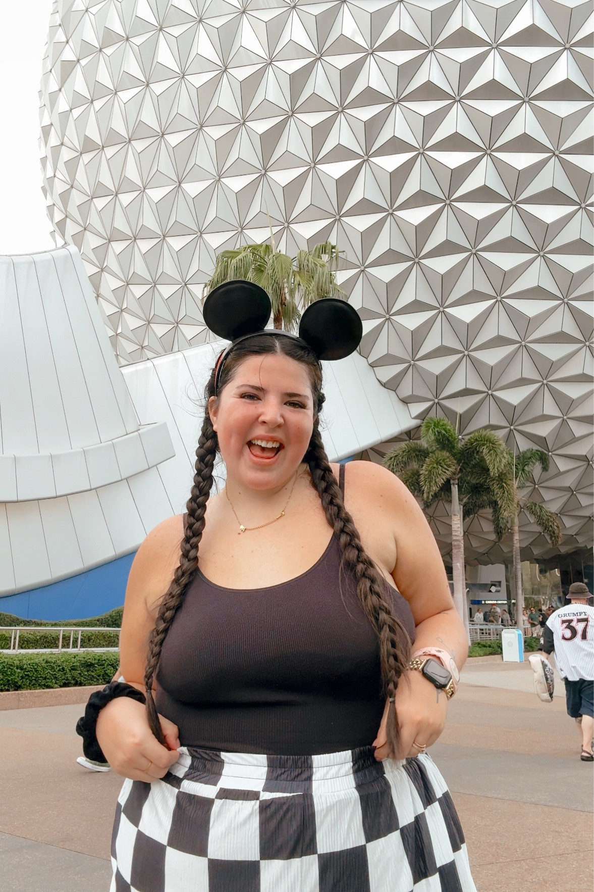Epcot!! | Shorts aren’t exactly but I found ones on Amazon that are pretty close! 

#LTKTravel #LTKPlusSize #LTKFitness