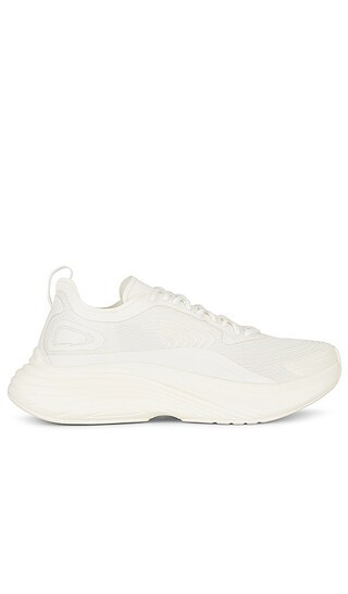 STREAMLINE 运动鞋 | Revolve Clothing (Global)