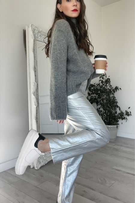 Gray turtle sweater with silver pants sneakers ☕️

Silver metallic pants 
Casual chic outfit
Cool outfit with sneakers
Silver pants casual outfit
Cozy and cool winter outfit 
Cool sweater outfit 

#LTKunder50 #LTKstyletip #LTKunder100