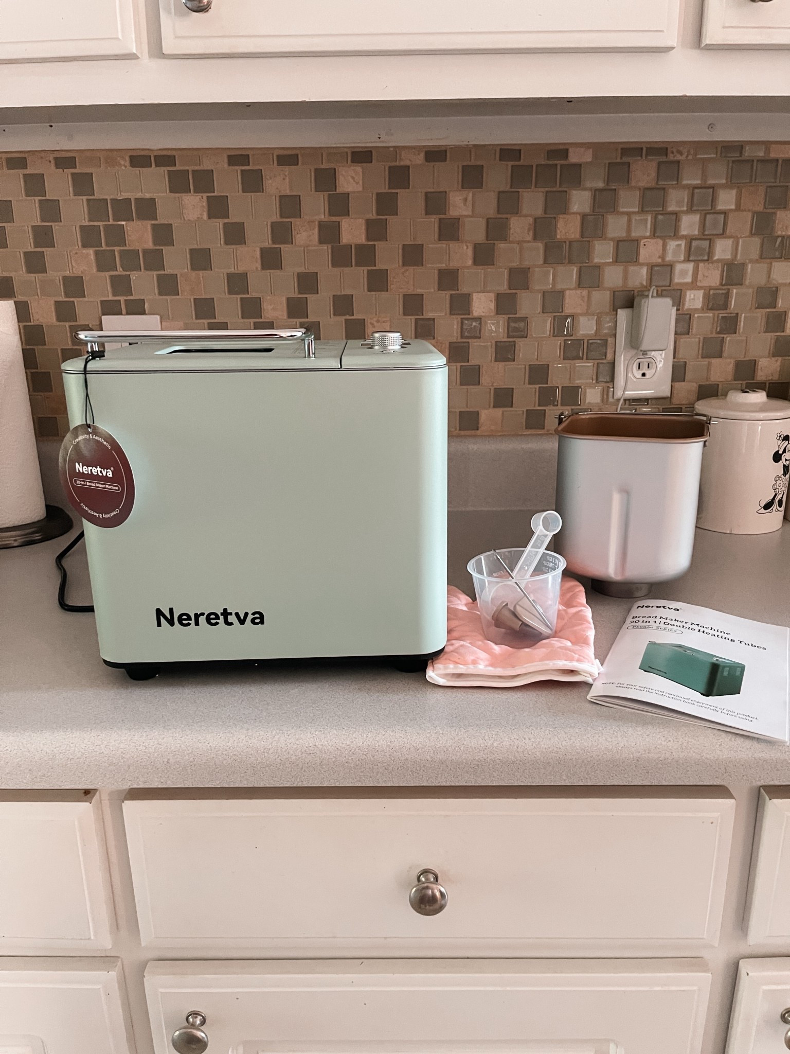 🍞 I’ve officially entered my bread-making era… and let me tell you, this bread maker is IT. 🙌

Fresh loaves without the hassle—just dump in the ingredients, hit a button, and let it do its thing. The smell that fills the house? Pure magic. ✨

Whether it’s sandwich bread for the week, cozy weekend bakes, or testing out fun new recipes, this little kitchen hero has quickly become my favorite countertop appliance.

👉 Linking my exact bread maker + a few must-have accessories (hello, bread knives + storage bags) so you can join the bread-making era too. 🫶

#LTKKitchen #BreadMakerEra #HomeBakingMadeEasy 

#LTKSaleAlert #LTKHome