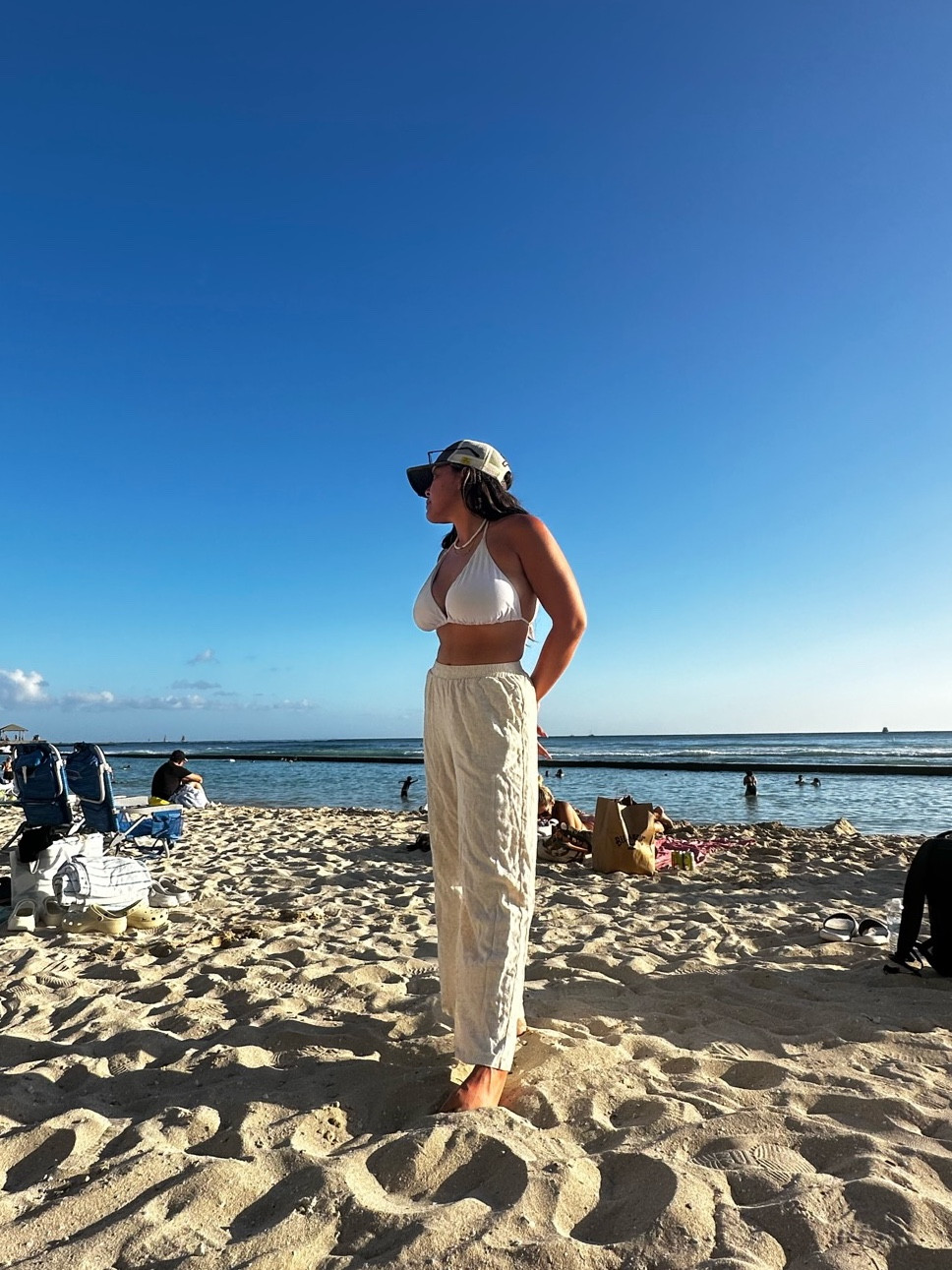 Missing Hawaii right now 🤍
Sizing:
Bikini Top: 3XL
Bikini Bottom: M
Pants: M (Color: Apricot)


#LTKSeasonal #LTKmidsize #LTKtravel