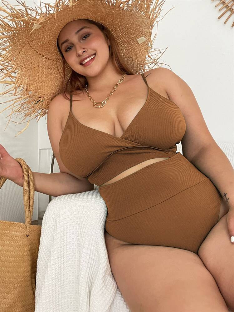 Plus Solid High Waisted Bikini Swimsuit | SHEIN