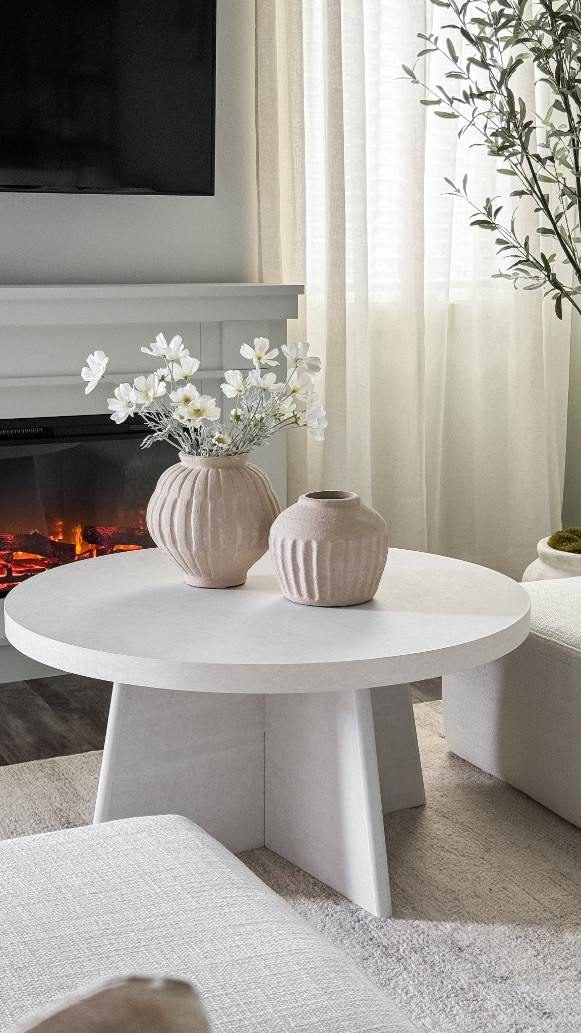 Faux plaster coffee table on sale for just $104! 🤯

#LTKSaleAlert #LTKFindsUnder100 #LTKHome