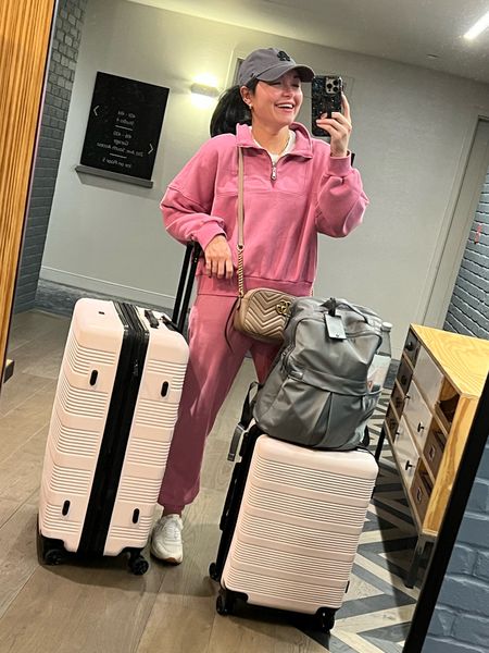 Travel fit

Sweatshirt - L
Sweatpants - S
Tee - M
Golden Goose - 37

I found my Calpak luggage set at Marshall’s, but I linked a similar set from their site.

#LTKFind #LTKstyletip #LTKtravel