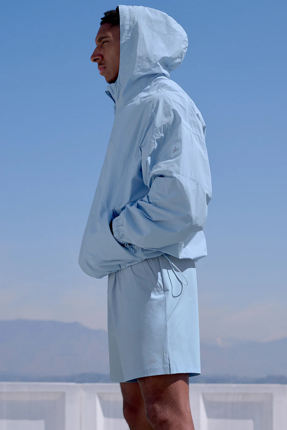 ALO | Vantage Nylon Ripstop Track Jacket in Seashell Blue, Size: 2XL | Alo Yoga (US)