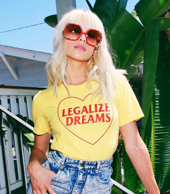 Legalize Dreams - Red Heart tee - vintage inspired tshirt - liberal tshirt - political tshirt - d... | Etsy (US)