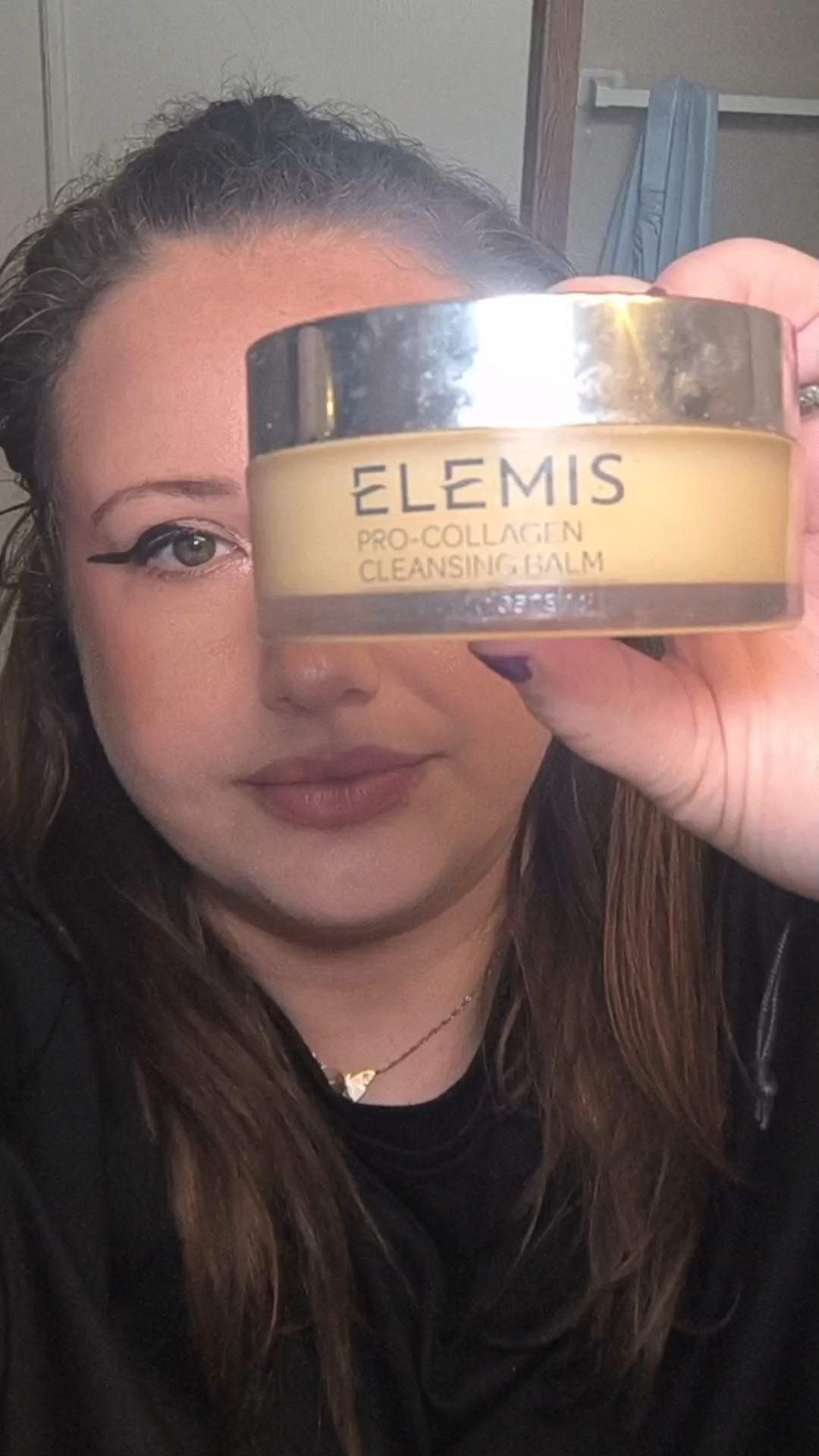 I love Elemis! This cleansing balm doesn’t burn your eyes or make them really blurry! 

#LTKBeauty #LTKFindsUnder100 #LTKSaleAlert