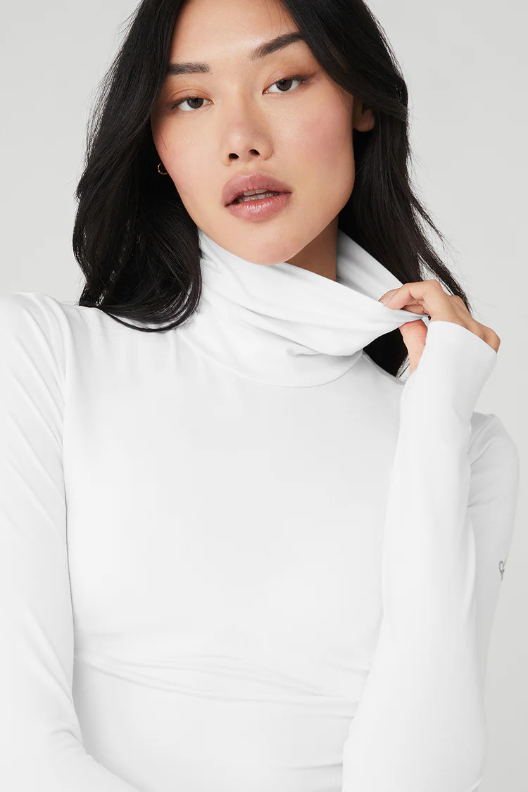 Alosoft Refine Turtleneck | Alo Yoga (US)