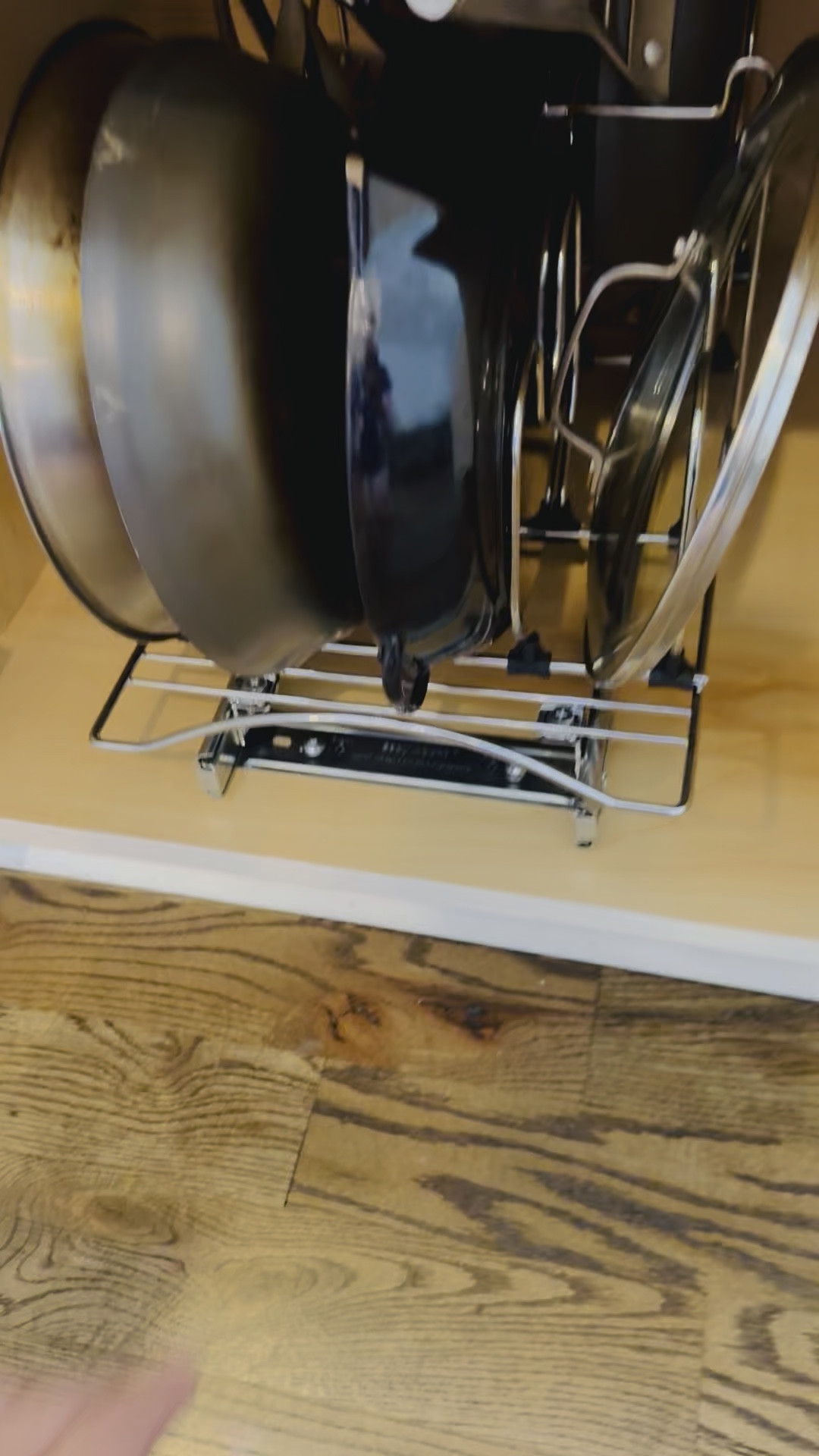 Pots and pans organization


#LTKFindsUnder50 #LTKfoodie #LTKHome