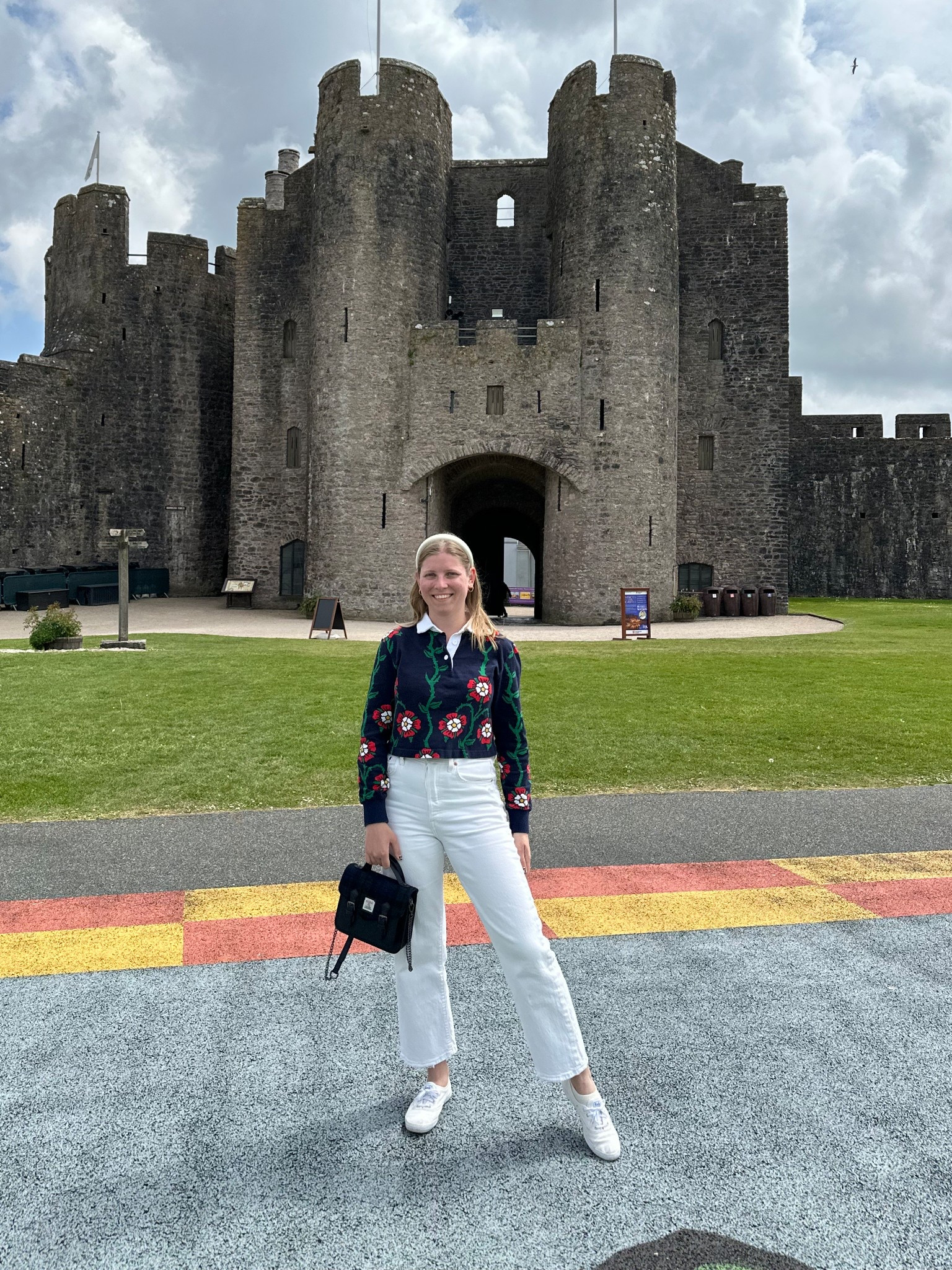 After a four hour ferry from Ireland we ended up in Wales at Pembroke Castle. A pair of jeans and comfortable polo was perfect for travel while still looking chic  