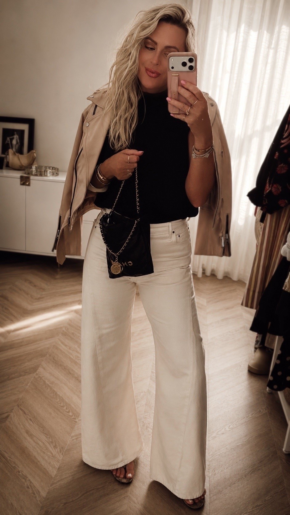 Use:LAUREN20 on my Jeans! ✨

Top is Amazon

#LTKootd #LTKSaleAlert #LTKOver40
