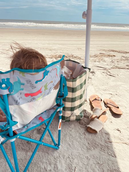 We finally found the PERFECT beach umbrella. It’s [actually] wind-resistant and the best part? Comes with a shovel on the end that folds out to form a sturdy base. No more using kiddie sand tools to scoop out a mediocre hole. This is the real deal

#beach #familyvacation #beachtrip #familybeachtrip #beachgear

#LTKfamily #LTKkids #LTKSeasonal