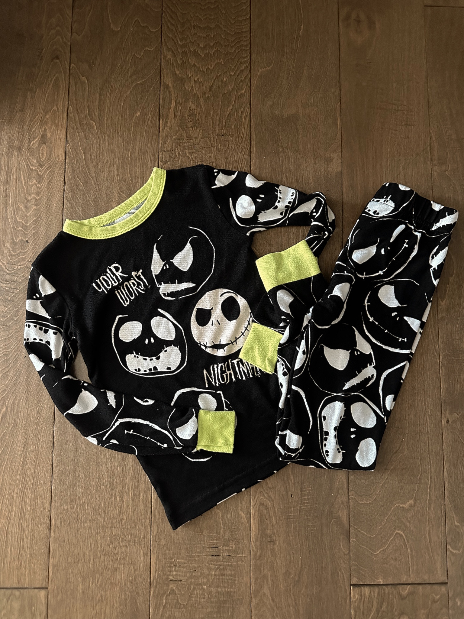 Julian’s New Halloween PJ 💀🏴‍☠️🎃


#LTKKids #LTKFindsUnder50 #LTKHalloween