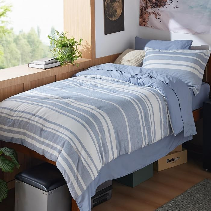 Bedsure Twin XL Comforter Set 5 Pieces, Blue Striped Bedding Set for All Seasons, Reversible, Cat... | Amazon (US)
