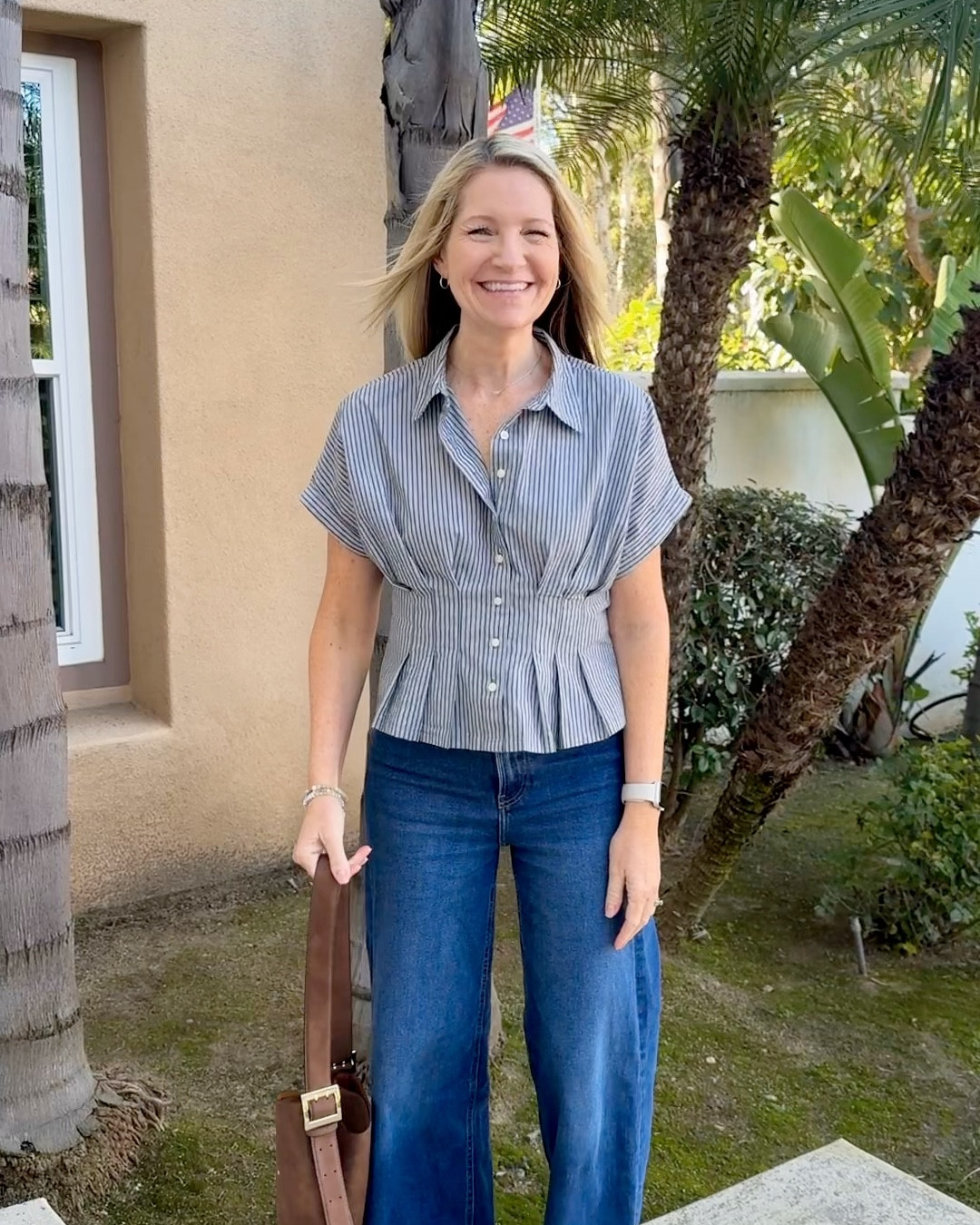 My favorite Gap jeans are back in stock and on sale right now. I own these in the medium wash and the black. They run true to size and are hands down my most worn pair. 

#LTKOver40 #LTKSaleAlert #LTKootd