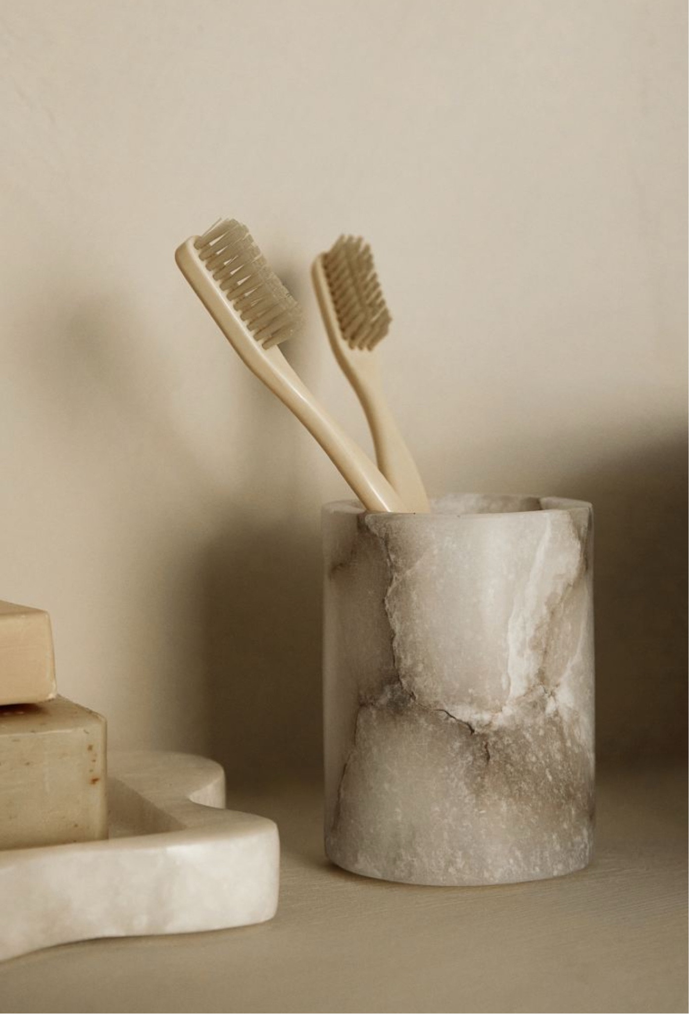 Loving this alabaster set from H&M

#LTKStyleTip #LTKHoliday #LTKHome