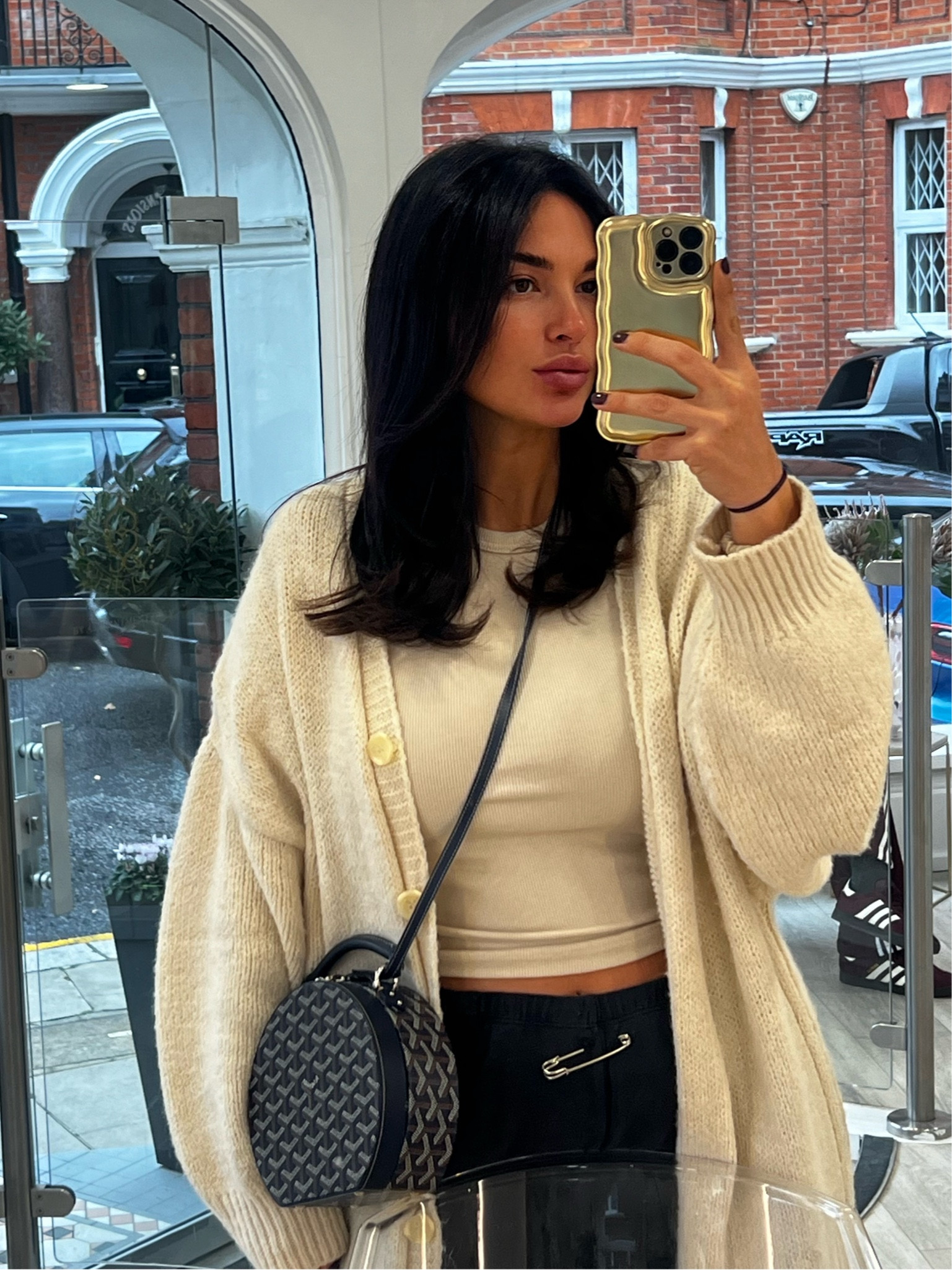 Cosiest cream cardigan 🫶