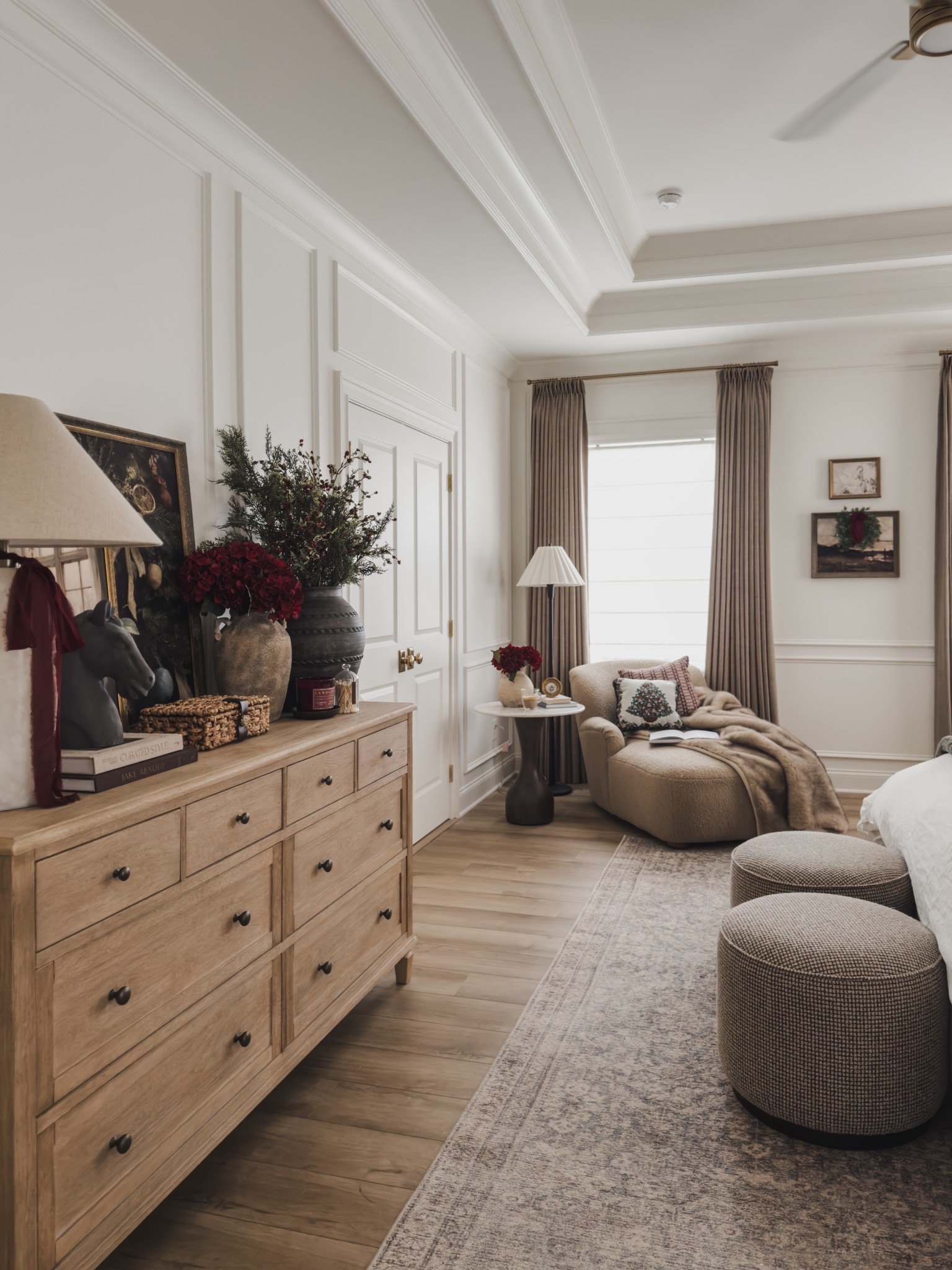 Sharing my favorite Galey Alix X Livabliss collection at @wayfair finds that have elevated my primary bedroom. WIth both furniture finds, rugs and decor accents.

Comment “shop” for all of the details
#wayfair #wayfairpartner #galeyalix #galeyalixxlivabliss @livabliss & @galeyalix #FromLoomtoRoom

#LTKHoliday #LTKSeasonal #LTKHome