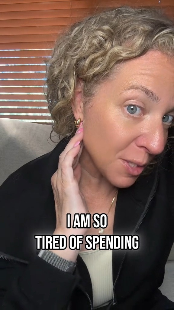 Everyday jewelry that won't break the bank or your skin. Cute, comfy, and tarnish free.
#EverydayJewelry
#AffordableJewelry #dailyearrings #TarnishFree #GoldJewelry #CuteButAffordable #easyoneasyoffEarrings #SkinFriendlyJewelry #evryjewels #evryjewelssale 

#LTKStyleTip