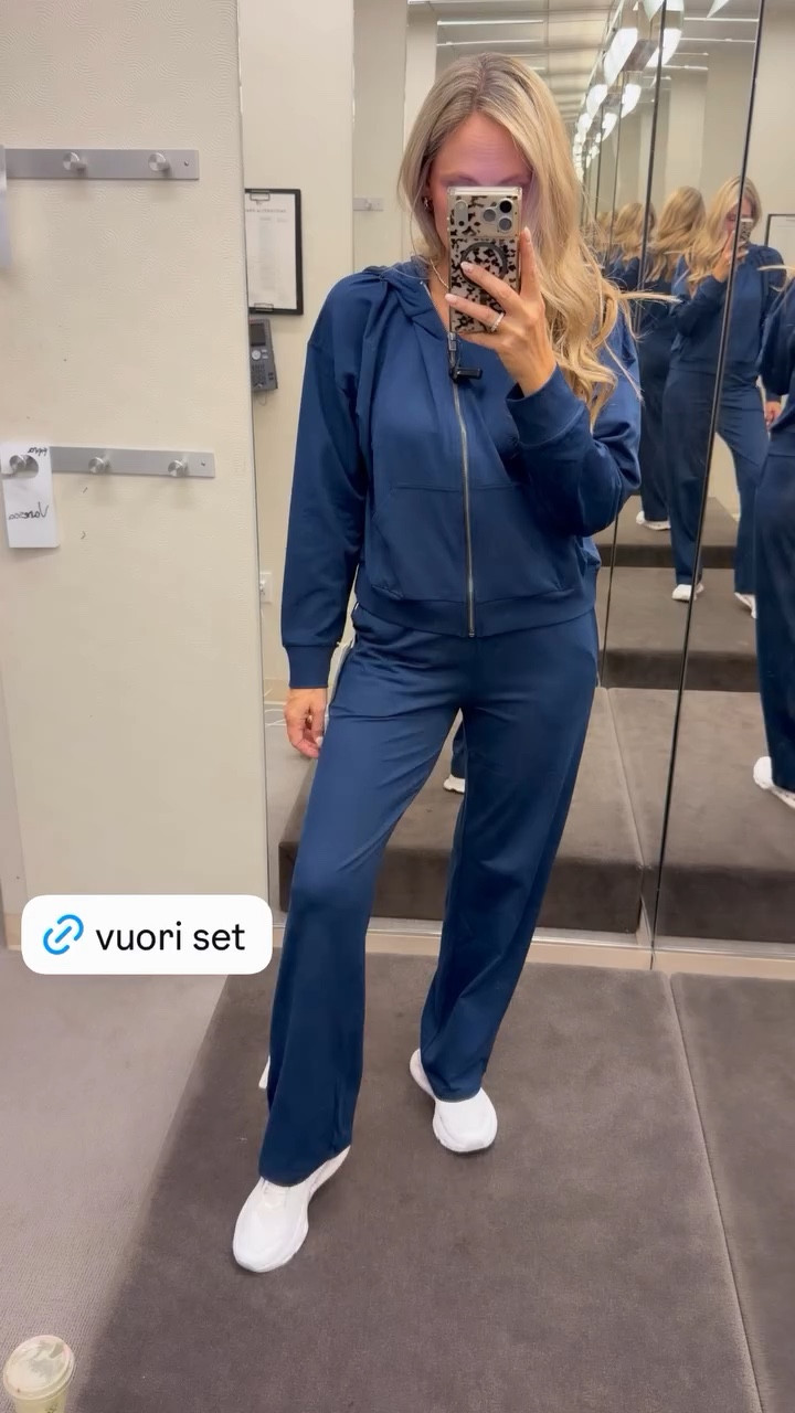 Adorable and comfy vuori set I’m loving 🥰 

Nsale 
Nordstrom anniversary sale

#LTKmomlife #LTKgrwm #LTKootd