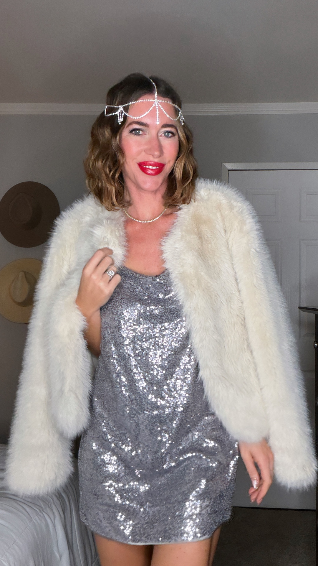 Girls Night Out 💃🏻 
Sequins, fur & diamonds… yes please

#LTKootd #LTKgrwm #LTKValentine