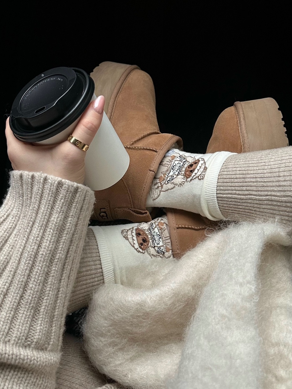 winter shoes : moonboots, uggs and more

#LTKHoliday #LTKSeasonal #LTKeurope