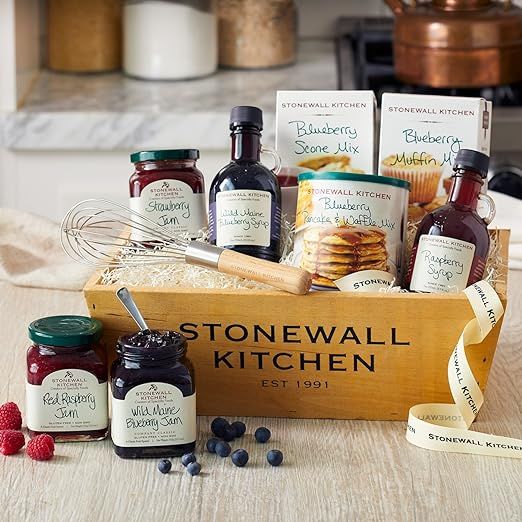 Stonewall Kitchen Berry Breakfast Gift Basket (9 Piece Wood Gift Box Set) | Amazon (US)