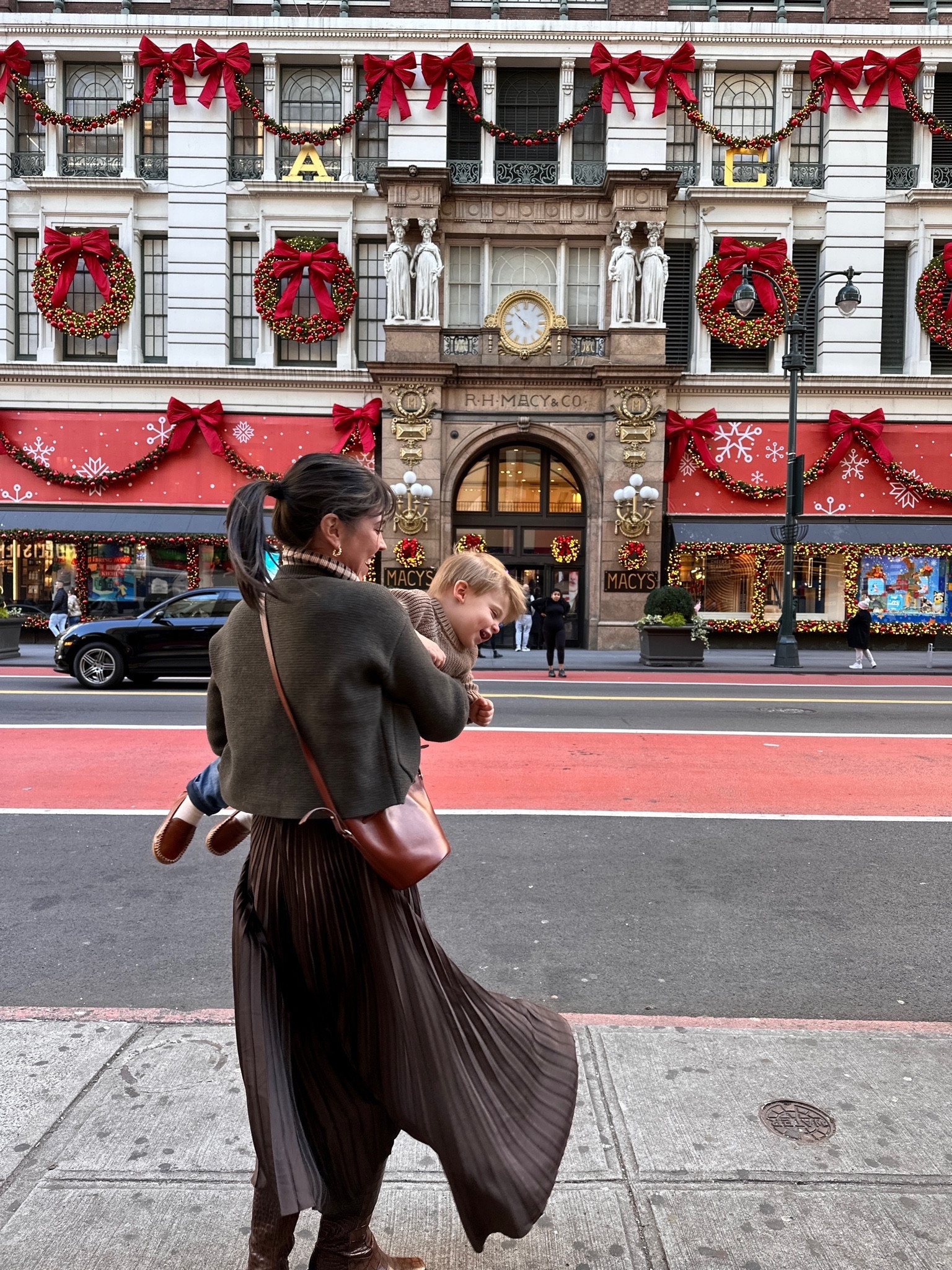 What I wore yesterday ❤️ skirt is from mango but exact colors are different this year. 