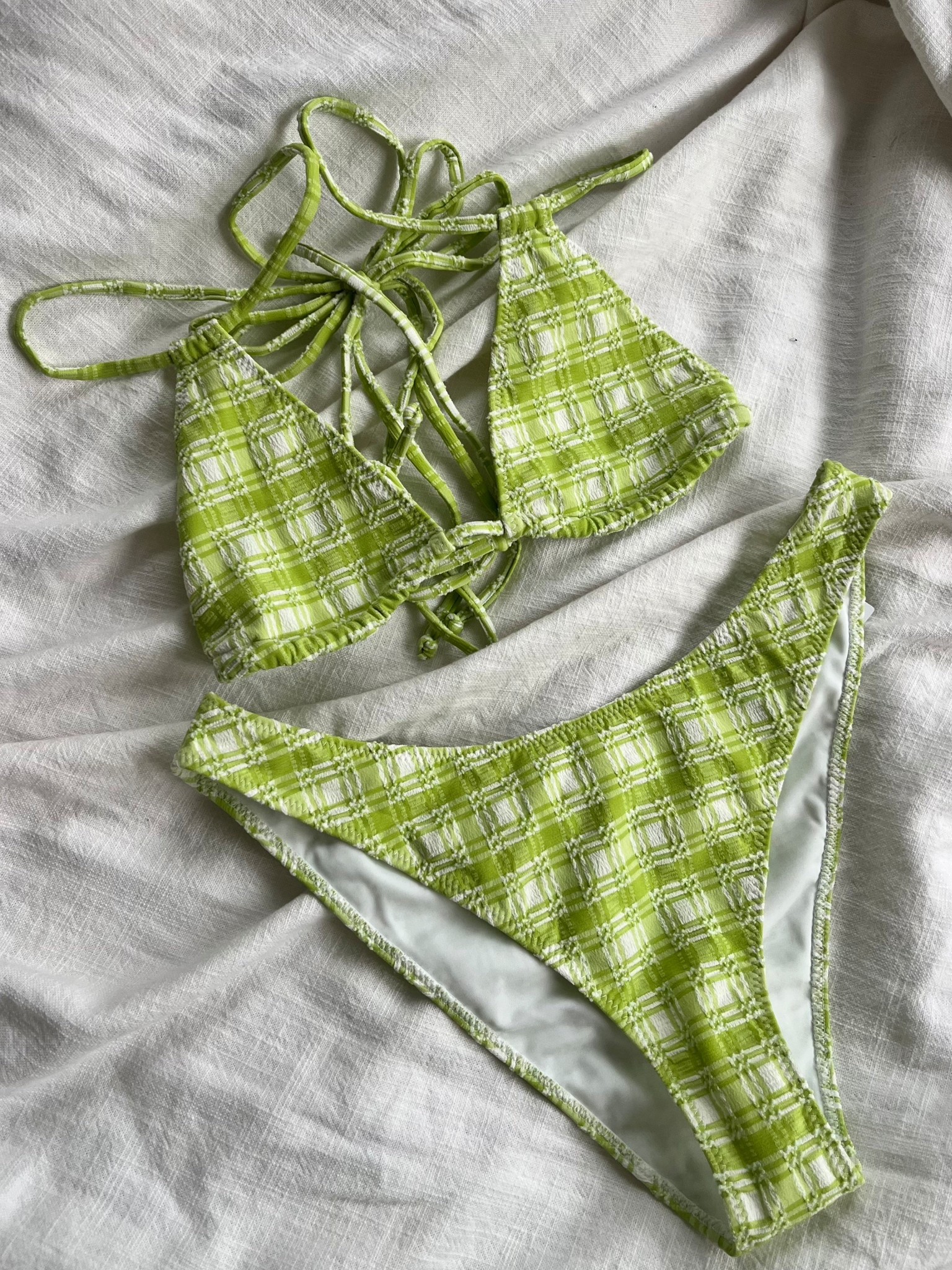 new swim 👙 on sale now 
size medium (tts)
#swimwear #swim #swimsuit #pacsun

#LTKFindsUnder50 #LTKSaleAlert