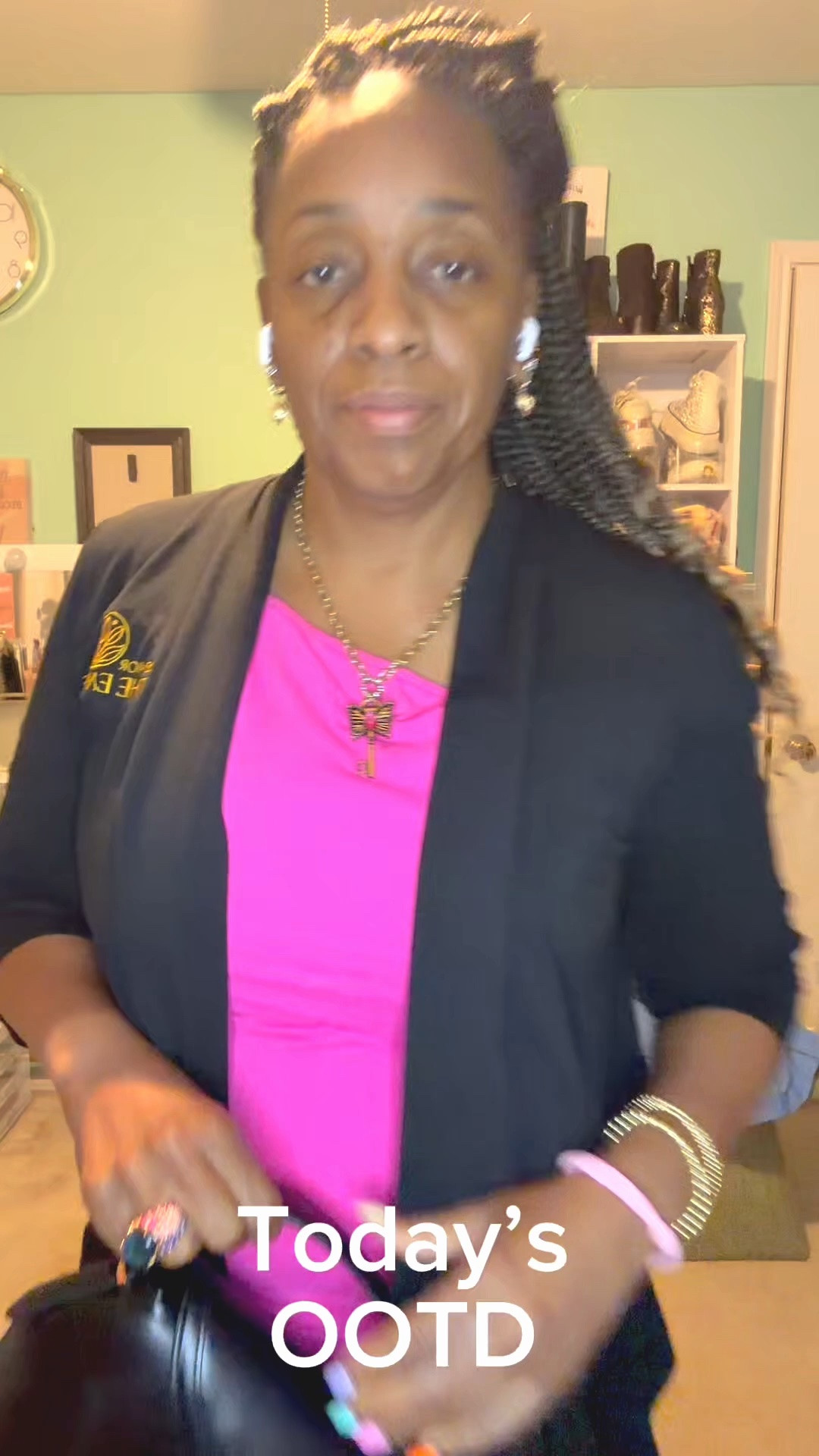 Today I wore a pink dress, Emberly cardigan, black shoes and a black bag. Aldo shoes & purses.

#LTKgrwm #LTKootd #LTKU