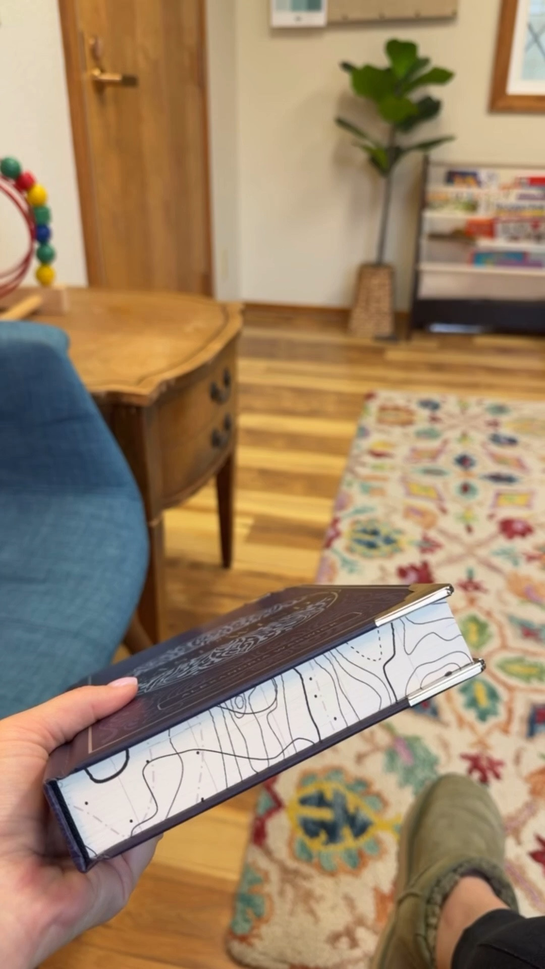 Waiting room reads. 

I’ve been waiting for a year for this book to come out and aghhh it’s starting out so good. 

Linking the full set below. This is the final in the series. 

#LTKmomlife #LTKBeauty #LTKstorytime