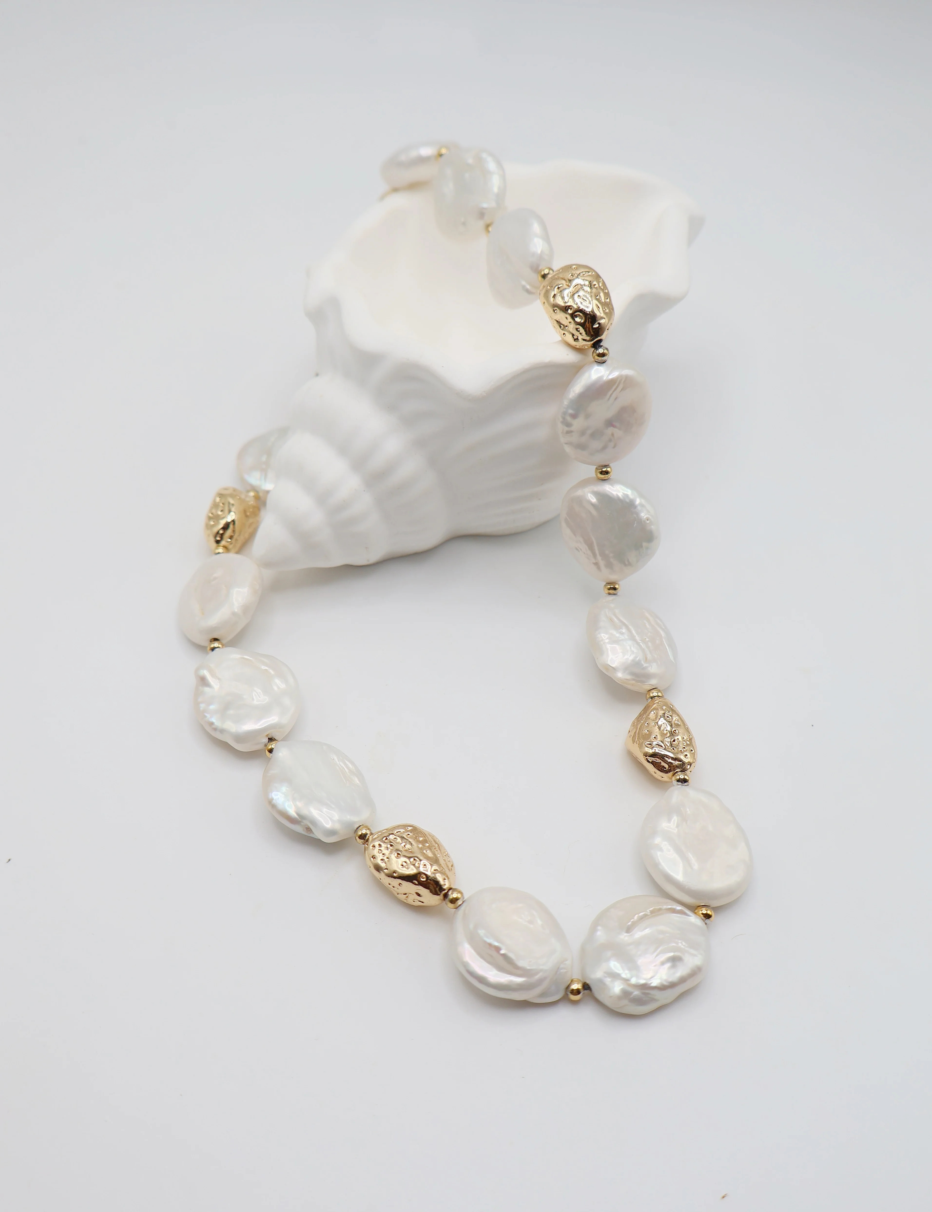 Solene Pearl Necklace | 18k Gold Jewelry by Apelila | Apelila Jewelry