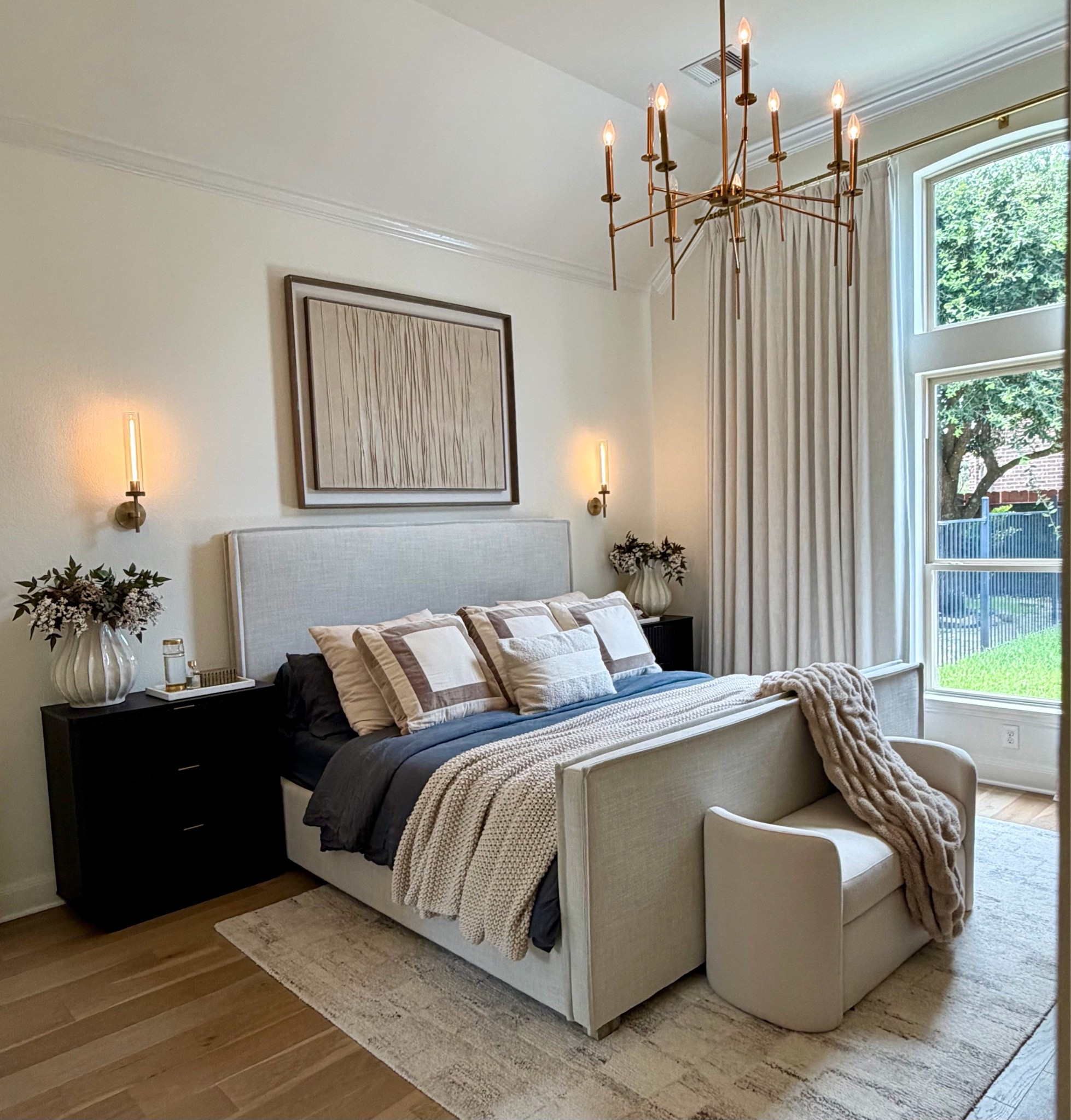 Our bed is still on July 4th Deal!🎉

We have had for a few years now, the fabric has held up so well and our adjustable base fits perfectly.


Bedroom
Bed
Sale

#LTKHome