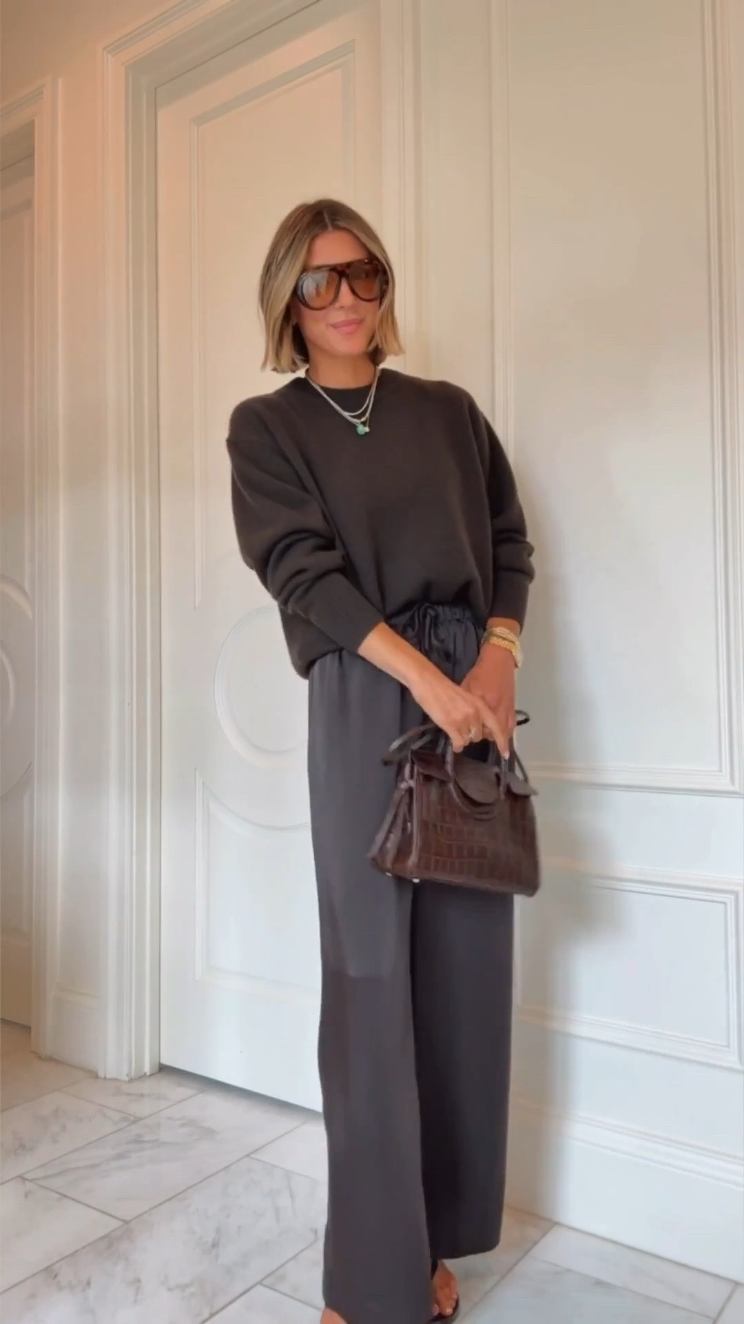 New fall at @Aritzia is so good! I'm wearing size small in all tops and jackets. Size small regular length in pants and they fit tts.

#LTKfall #LTKstyletip

#LTKWorkwear