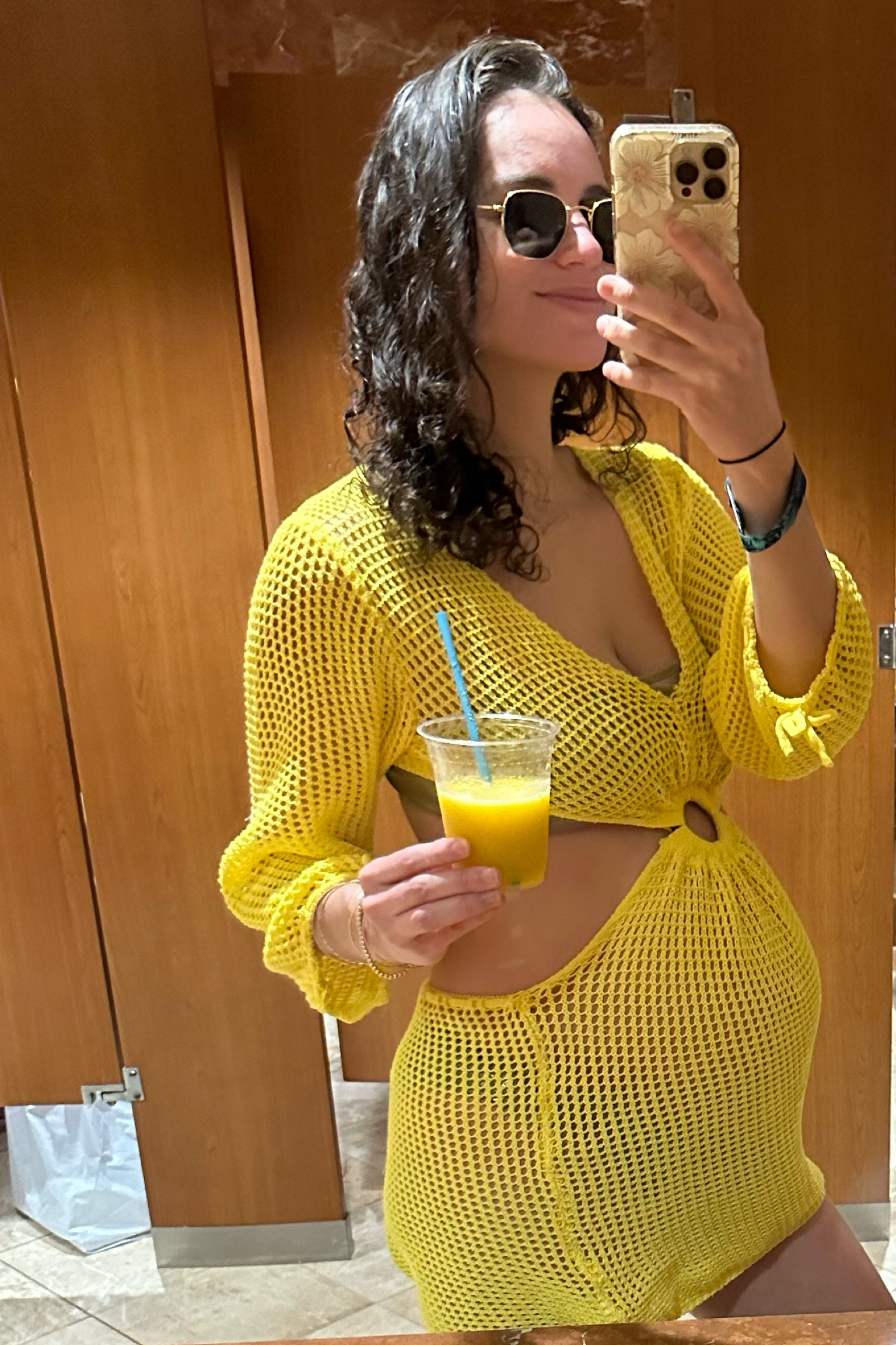 Cheap cutie yellow coverup☀️☀️☀️not a maternity coverup but stretches nicely. I’m in the size medium.

#LTKstyletip #LTKbump #LTKfindsunder50