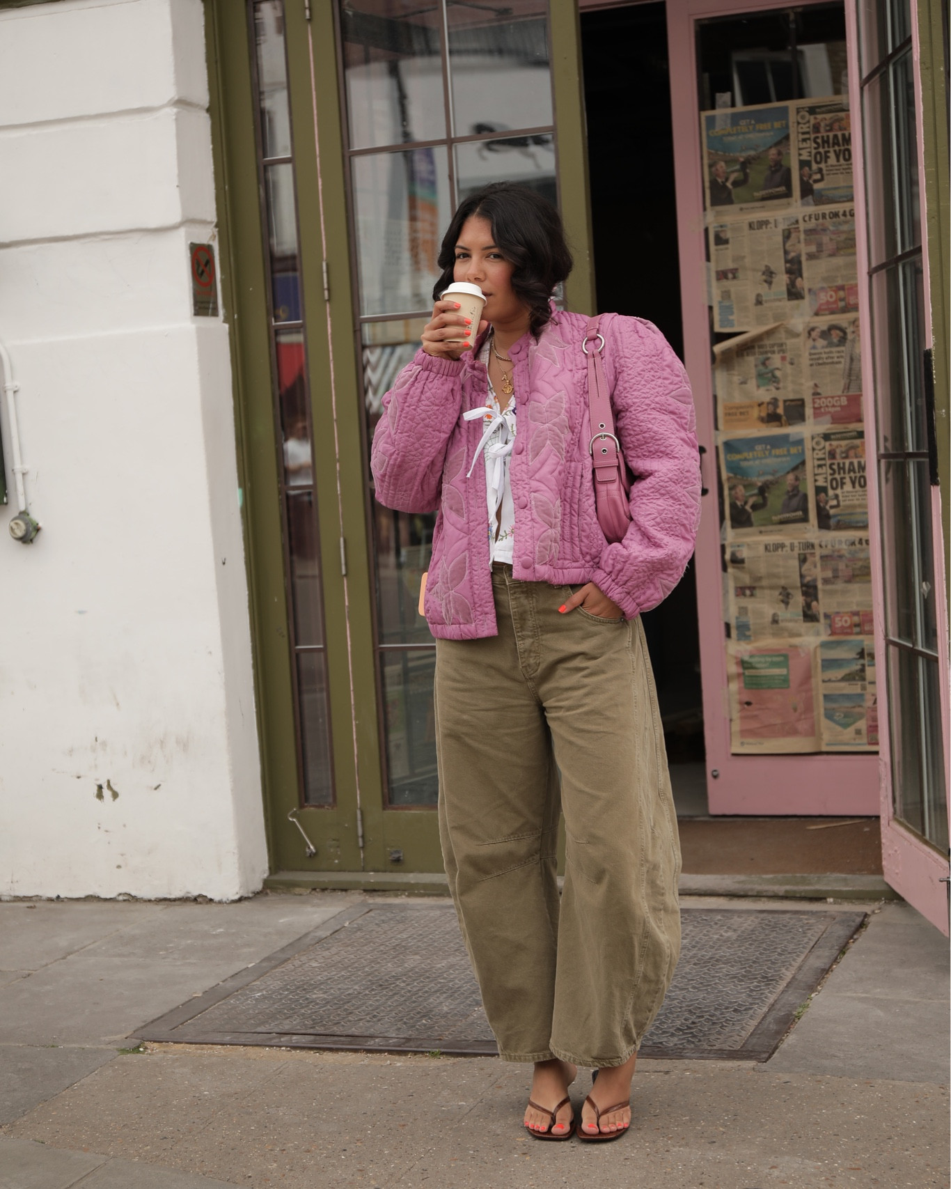 Casual London outfit, quilted jacket with banana jeans! 

#LTKmodest #LTKsummer #LTKuk