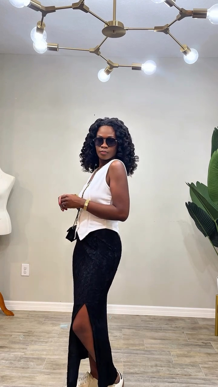 Outfit check: comfy, cute, and mom-life approved✅ 

https://amzn.to/3VONTbm 

Comment BAG below to receive a DM with the link to this post!

#outfitcheck #fitchecks #orlandoinfluencers #sunnieslove #orlandoinfluencer #momstyles #blackcreators #ootd #momstylelife #blackcreator #softmomera #amazonfind

#LTKPetite #LTKStyleTip