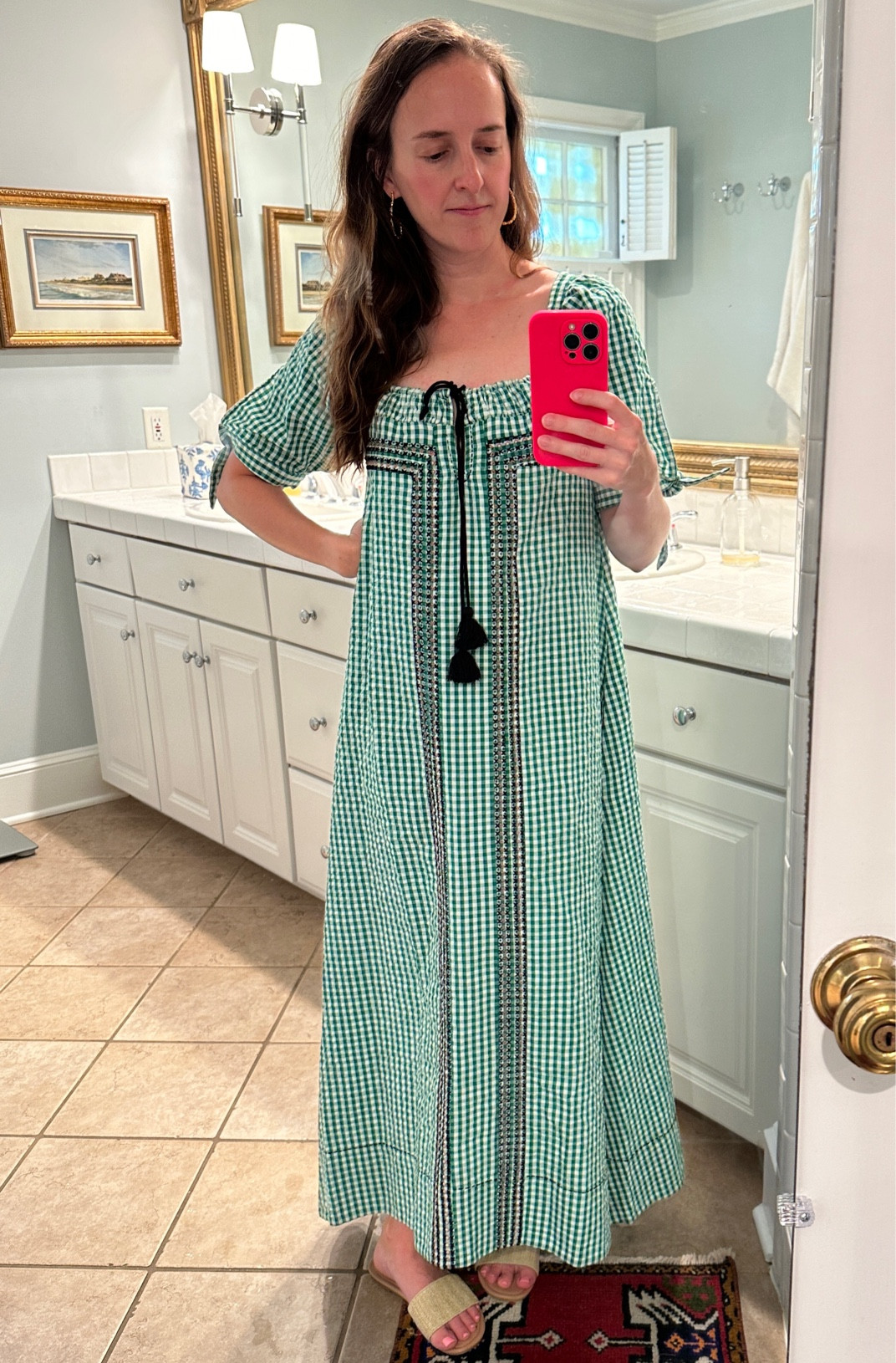 What I’m wearing MDW! Criteria is it must keep me cool (it’s supposed to be 88!) and no tight waist bands because I plan on indulging in a few Doritos and cinnamon rolls 😊 Also linked my fav swimsuits- so flattering! Which I need because of the Doritos 😜