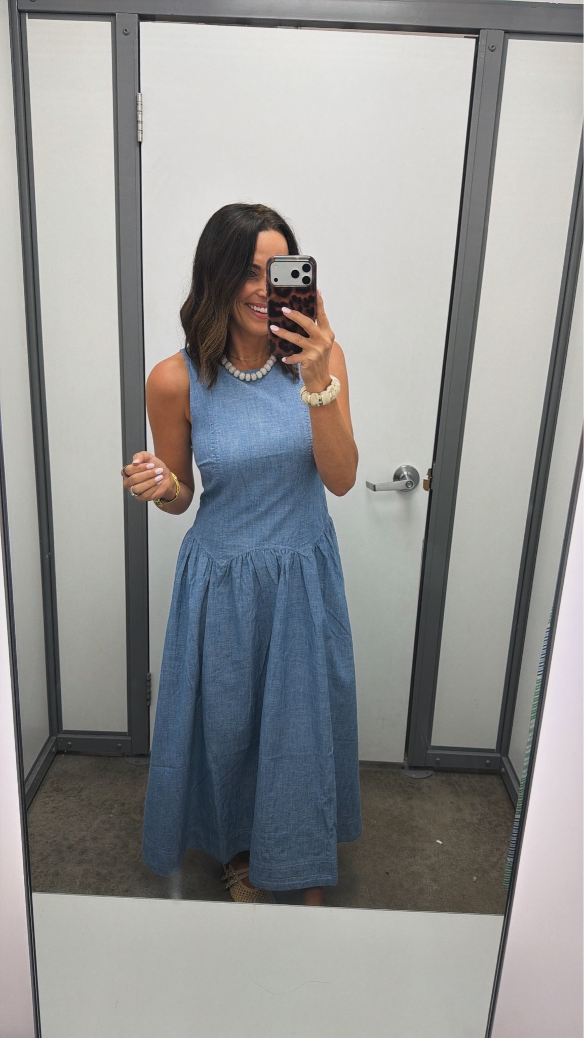 This Walmart dress is one of those easy pieces I’d throw on all summer — cute, comfy, and still feels put together. Size XS, 5’3 for reference. #walmartfinds #walmartfashion #walmartstyle #summerdress #affordablefashion #ltkfinds