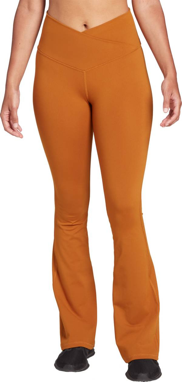 DSG Women's Momentum Wrap Waist Flare Leggings | DICK'S Sporting Goods | Dick's Sporting Goods