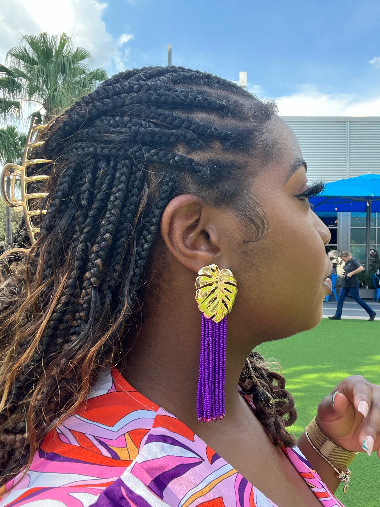 Summer babes ! Look at these gorgeous earrings from Express!!! 

#LTKunder50 #LTKbeauty #LTKsalealert