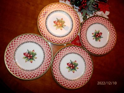 Fitz and Floyd WINTER HOLIDAY ROSE WREATH 9 1/4" Salad Plates Red Holly Pine IOB | eBay US