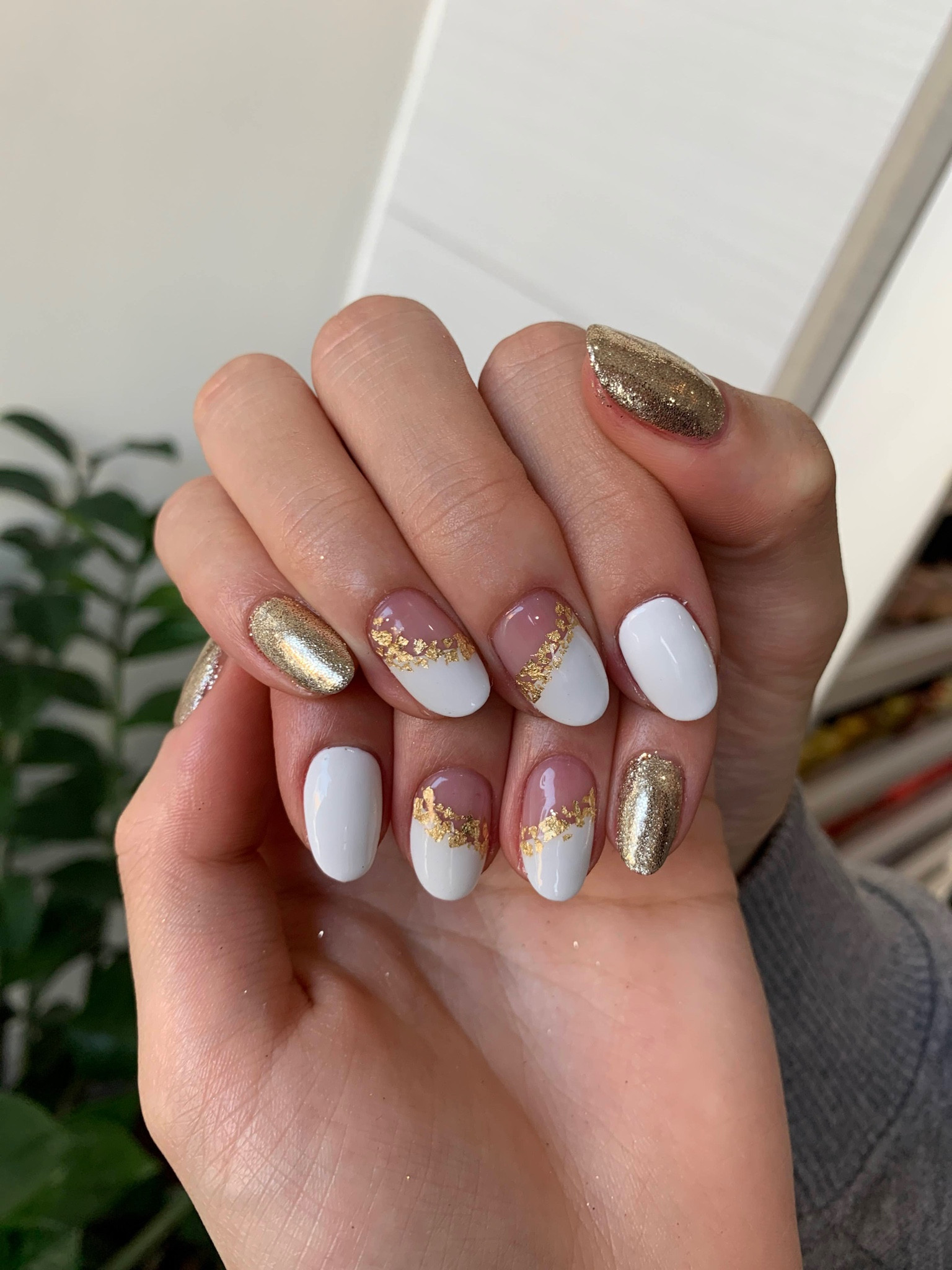 Holiday outfit inspo gold manicure 

#LTKHoliday #LTKGiftGuide #LTKSeasonal