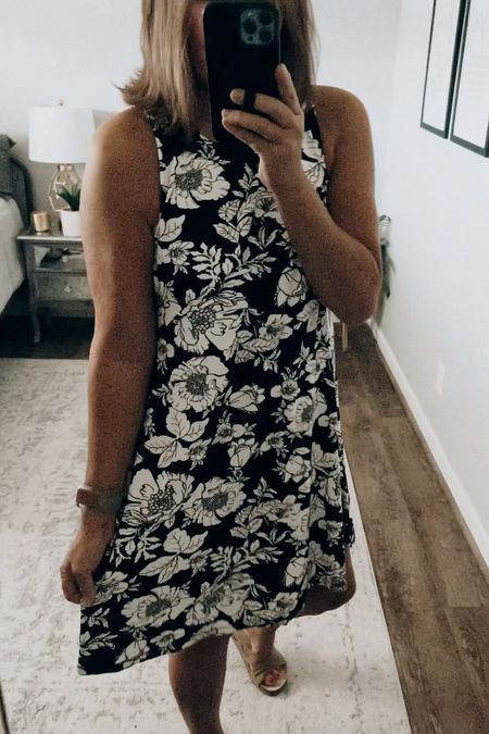 One of the most comfortable knit dresses I have! Old Navy is killing it!! Fits tts, more colors available 

Old navy dresses, summer dresses, dresses, casual dresses, business casual dresses, sandals, sale, over 40

#LTKFindsUnder50 #LTKStyleTip #LTKSaleAlert