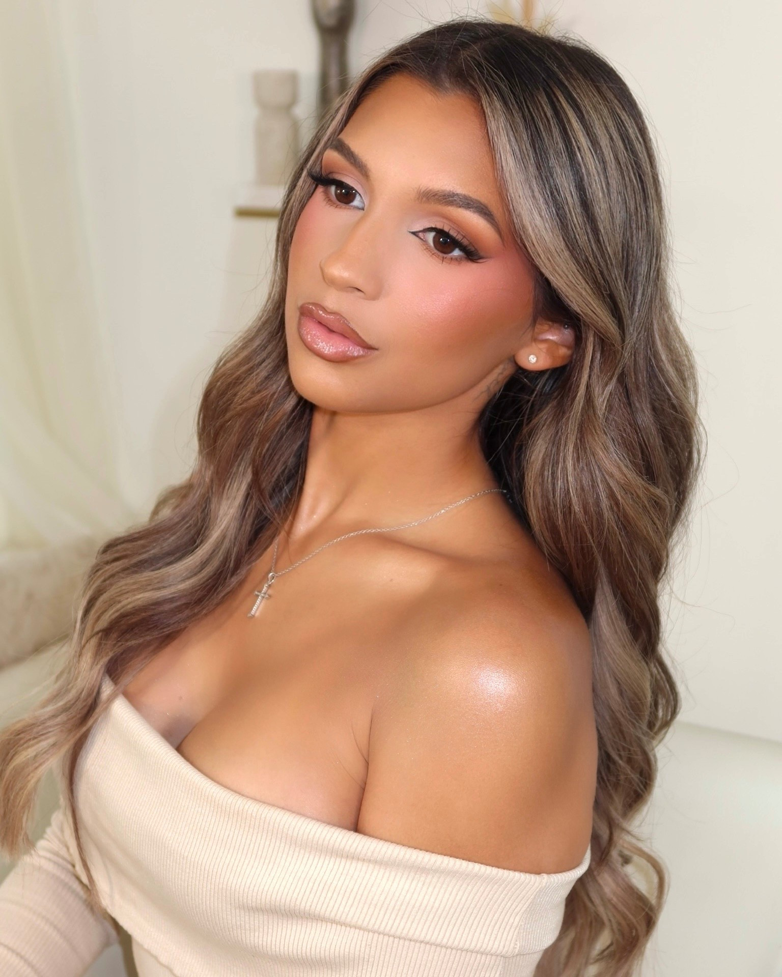 livs fox eye glam details 🤎

#LTKParties #LTKBeauty #LTKSeasonal