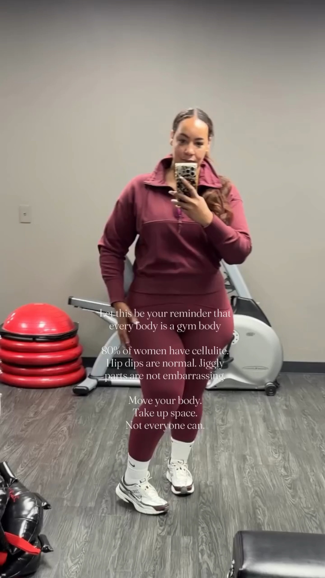 Today is a good day to #moveyourbody If you need workout fit reccomendations Comment “FIT” and I will dm you my faves. 

#plussize #plussizestyle #fullbodyworkouts #curvygirlsworkout