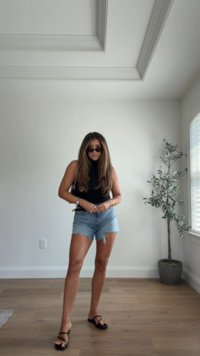 Not so basic basics.👏🏼☁️ These lightweight wool blend tops are under $20! Save for inspo. Xx

Perfect for elevated casual outfits and for a summer to fall transition outfit! Paired with the viral cinch waist shorts that I linked too!


 #LTKmomlife #LTKSeasonal #LTKWorkwear